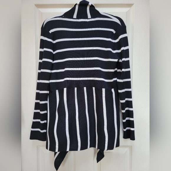 Carmen Marc Valvo Rib Knit Striped Open Peplum Style Cardigan Size Medium - Picture 2 of 3